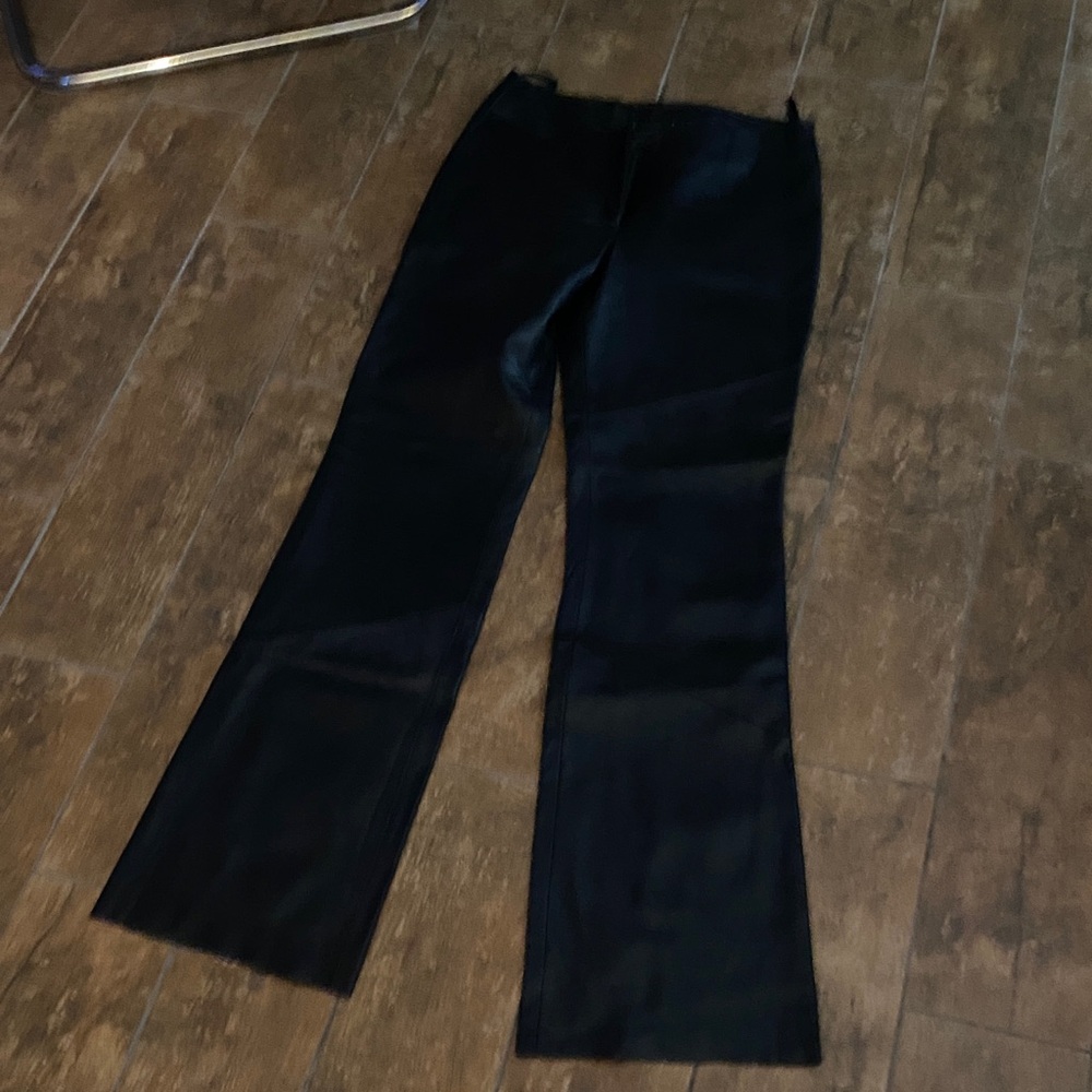 Wilson’s Leather Black Leather Pants. Size 6. Great condition.
